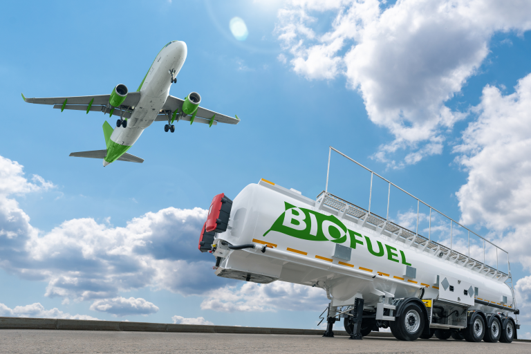 Flugzeug- und Biokraftstoff-Tankanhänger
